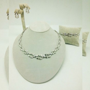 Elegant Silver Jewelry Set 