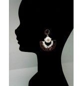 Silver vintage earring with pearl
